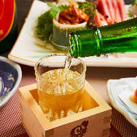 [旬の日本酒] 季節の地酒を多彩にご用意！ちょい飲みにも◎