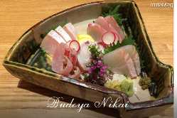 和食と日本酒、ワインの美味しい関係をお楽しみください。
