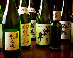 全国各地より厳選した 季節ものの日本酒が多数