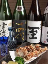 自慢の日本酒は希少酒から定番酒まで幅広く取り揃えています！