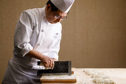 料理人が手打ちする、北海道産手打ち蕎麦