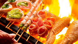 人気の「野菜巻き串」は野菜とお肉の旨味が溢れる逸品！
