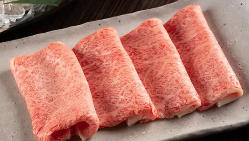 精肉卸直営店が選ぶ高品質な宮崎牛のとろける味わいを焼肉で堪能