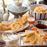 本格的な江戸前天ぷらをお楽しみください。