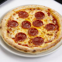 もちろんパスタ・ピザも豊富に取り揃えております！
