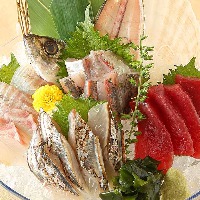 刺身3点盛り☆ とれピチ鮮魚を召し上がれ！