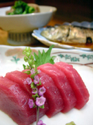 季節の新鮮な素材を活かした 和食をお気軽にお楽しみ下さい