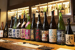 こだわりの日本酒は30種類以上。焼酎、ウイスキーも多数 あります！