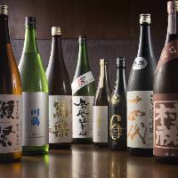 厳選した全国の日本酒と焼酎はボトルキープ可能！