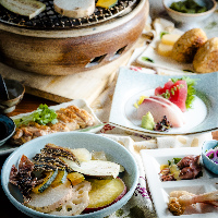 新鮮な魚介や和牛ランプ肉、握り寿司をご堪能可能なコースです。