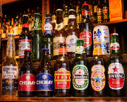 世界のビール、モルト、焼酎など５００種類を超える酒