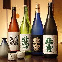 佐渡の日本酒。県外不出の現地でしか呑まれないものもご用意。