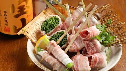 名物の野菜肉捲串も味わえる飲み放題付宴会コースをご用意！