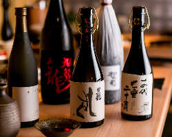 ベテランソムリエによる、日本焼肉に相応しい地酒・ワインが揃う