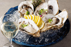 兵庫県産の牡蠣は大粒で濃厚。ぜひ1度ご賞味ください。