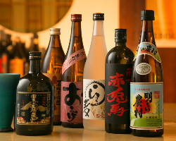 日本全国の"名酒"を多く取り揃えております