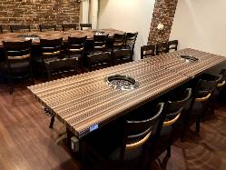広々としたテーブル席はご家族やご友人とのお食事に最適です。