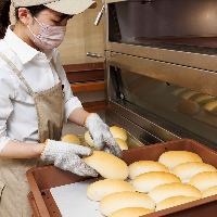 北海道産小麦と自家製天然酵母使用したコッペパン