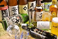 贅沢な宴会には日本酒やワインなど楽しめるプレミアム飲み放題