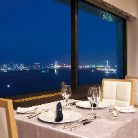 【夜景】 東京湾を一望できるパノラマ夜景をお楽しみください