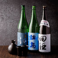 日本酒は全国各地の名酒を取り揃えております！