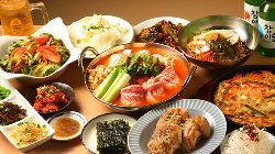話題の韓国料理や肉料理が食べ放題で楽しめる！