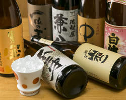 《お飲み物》 日本酒はもちろん、ワインや焼酎も多数ご用意