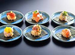 ネタはもちろん、シャリと国産海苔もうまい赤酢手巻き寿司！