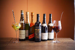 ソムリエ厳選お勧めワインを常時20～30種類ほどご用意しています