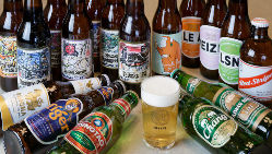 生やクラフト、海外ブランドなどビールは30種類以上ラインナップ
