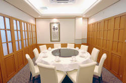 ◆円卓完全個室(～10名席)◆ 同タイプの個室を3部屋完備