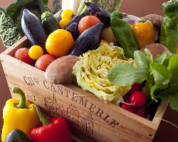 農家から直接届く新鮮な野菜を使用しております！