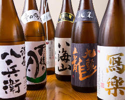 日本酒、焼酎なども各種取り揃えております。