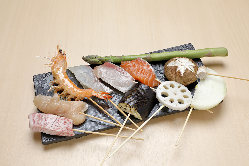 【海鮮串焼き】 素材の良さを引き出す自慢の串焼きメニュー