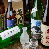 酒どころ伏見の美味しい日本酒が勢ぞろい。レアな銘柄もご用意