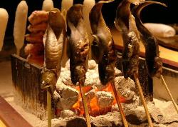 We grill seasonable fish on the Irori(hearth). 