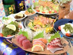 日本一長寿の沖縄伝統料理を是非 一度はお楽しみください。