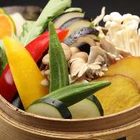 【季節野菜】 新鮮な野菜の味わいを活かした調理法でご提供