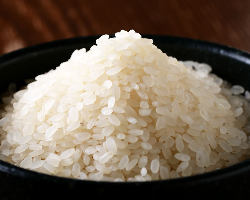 ≪お米ソムリエ≫が全国から選ばぬかれたお米を使用