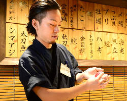 寿司屋で修業を積んだ職人が握る本格的な握り寿司