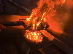 看板料理 強火で炙って余計な脂を落とした「あぶたん焼き」
