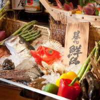 小田原産の地魚、旬の産直鮮魚が日替わりでお楽しみ頂けます。