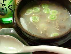韓国美肌スープ 雪濃湯「ソルロンタン」690円(税抜)