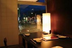 富山駅前の夜景が楽しめる個室