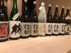富山の地酒を中心に北陸の日本酒や獺祭をご用意。