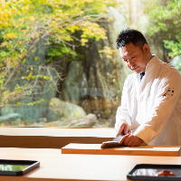 選りすぐりの食材を日本料理の伝統と現代の工夫で美味なる逸品に