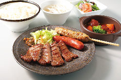 仙台限定４つの牛たん料理が味わえるスペシャル厚焼定食