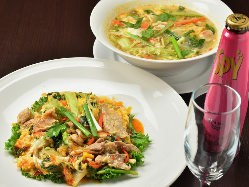Thai Cuisine GAPRAO `^CKpI`̎ʐ^8