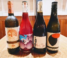 【日本酒とワイン】 限定品から季節商品、様々取り揃えています
