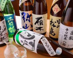 地酒を中心に揃えた日本酒は全て飲み放題メニューに含まれます！